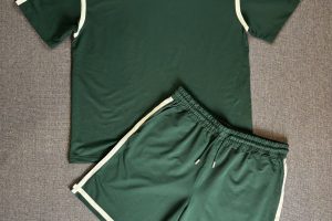 13 Conjunto para hombres TK80004