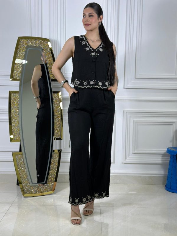 1 Conjunto de lino bordado GM25224